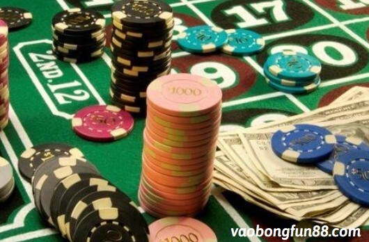 Cược poker 5 lá